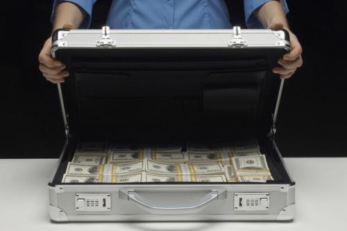 سرمایه گذاری مستقیم آمریکا در روسیه ۹ برابر داده های رسمی است