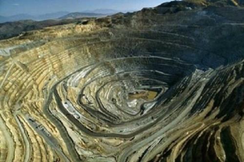 ۳۱۲ محدوده معدنی در اصفهان از راه مزایده واگذار می شود