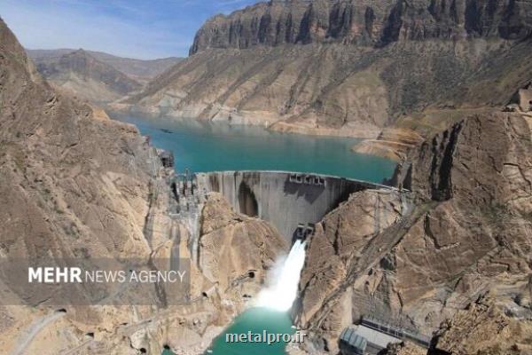 آمادگی نیروگاه های آبی کشور برای گذر از دوره اوج بار مصرف برق