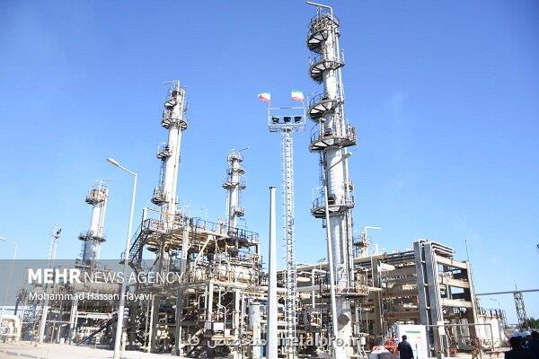 پالایشگاه های کشور مشغول فعالیت هستند
