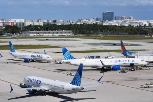 محدودیت پروازهای مسافری در آمریکا برداشته شد