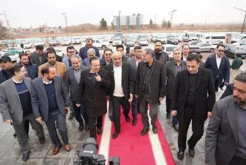 وزیر تعاون، کار و رفاه اجتماعی وارد قزوین شد