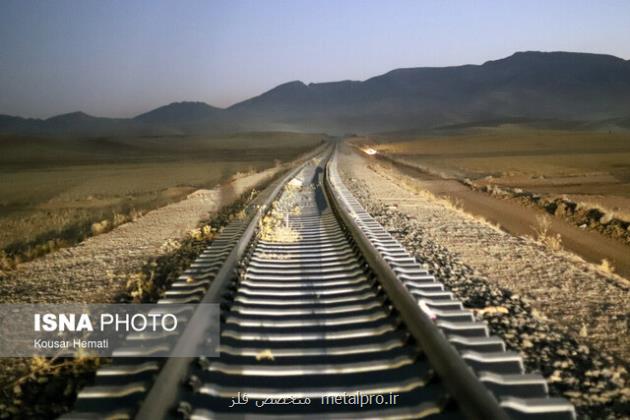آغاز مطالعات فنی میان بر ریلی مهریز - باغین کرمان