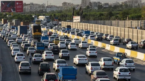 ترافیک سنگین در محورهای منتهی به تهران