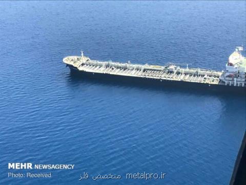 نفتكش های حادثه دیده از آب های تحت نظارت ایران خارج شدند